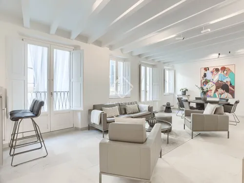 2 Bedrooms Apartment in carrer d'en Morei