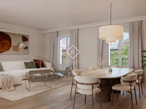 4 Bedrooms Apartment in Pau Claris