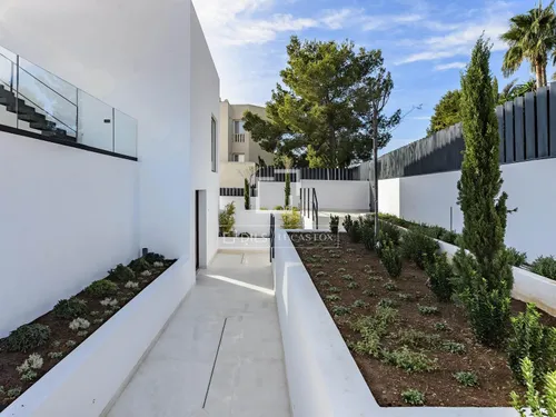 4 Bedrooms House / Villa in CL CAP NEGRET-VISTA ALEGRE