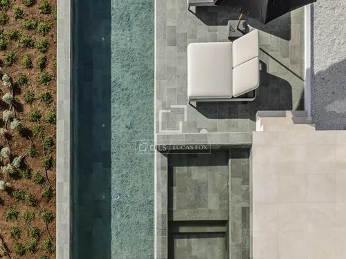 4 Bedrooms House / Villa in CL CAP NEGRET-VISTA ALEGRE