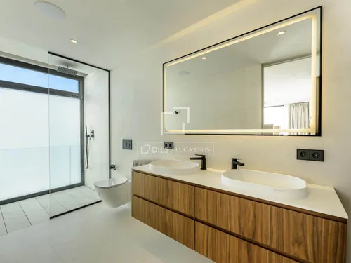 4 Bedrooms House / Villa in CL CAP NEGRET-VISTA ALEGRE