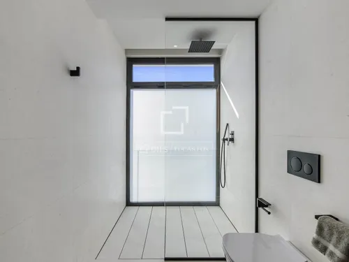 4 Bedrooms House / Villa in CL CAP NEGRET-VISTA ALEGRE