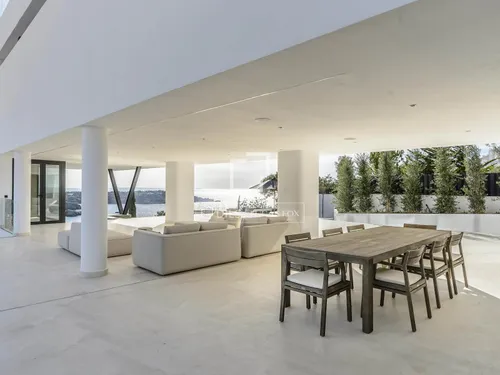 4 Bedrooms House / Villa in CL CAP NEGRET-VISTA ALEGRE