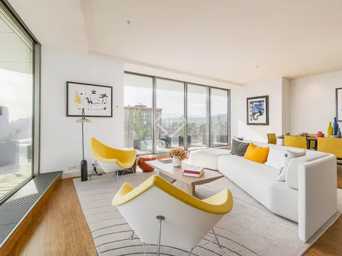 3 Bedrooms Apartment in Rambla Prim