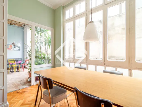 5 Bedrooms Apartment in Madrazo