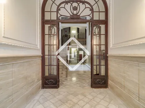 5 Bedrooms Apartment in Madrazo