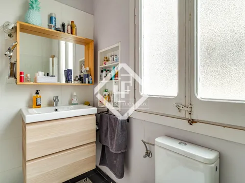 5 Bedrooms Apartment in Madrazo