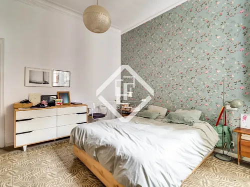 5 Bedrooms Apartment in Madrazo