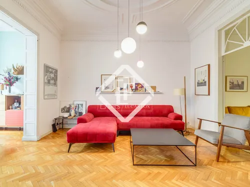 5 Bedrooms Apartment in Madrazo