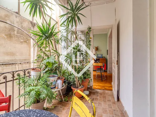 5 Bedrooms Apartment in Madrazo