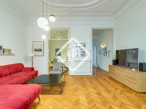 5 Bedrooms Apartment in Madrazo