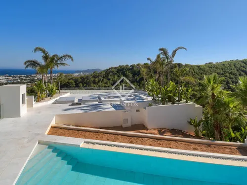 5 Bedrooms House / Villa in Cas Mut