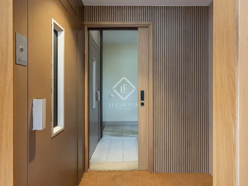 5 Bedrooms Apartment in Doctor Roux