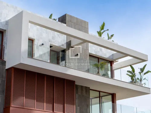 3 Bedrooms Apartment in Joan Ripoll i Trobat