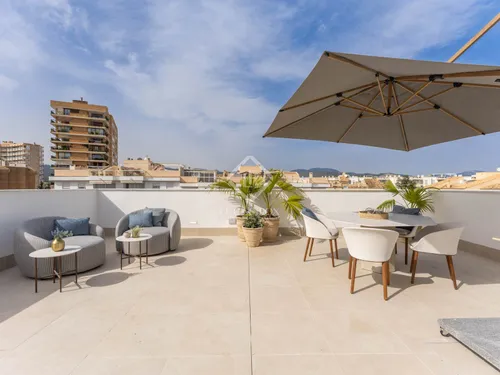 3 Bedrooms Apartment in Joan Ripoll i Trobat