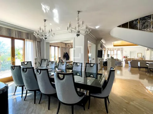 16 Bedrooms House / Villa in Paraiso Alto