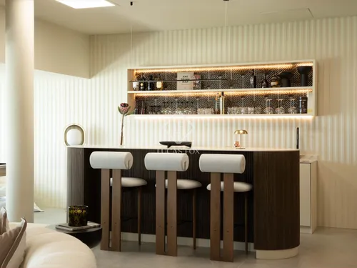 4 Bedrooms House / Villa in Calle Montemayor