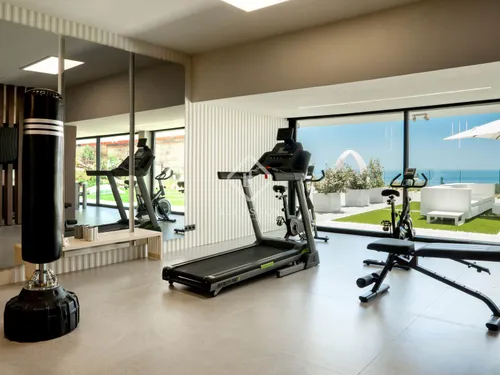 4 Bedrooms House / Villa in Calle Montemayor