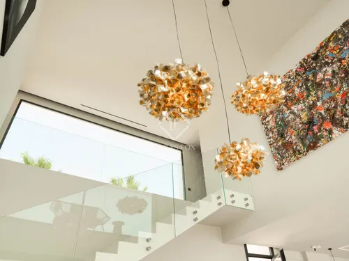 4 Bedrooms House / Villa in Calle Montemayor