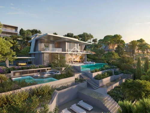 4 Bedrooms House / Villa in Benahavís