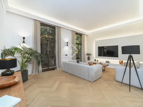 3 Bedrooms Apartment in Casp