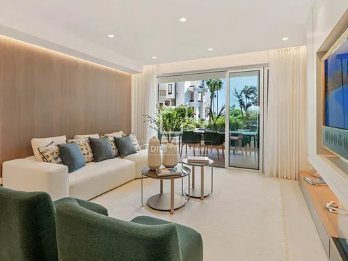 3 Bedrooms Apartment in Urb. Bahía del Velerín