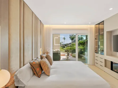 3 Bedrooms Apartment in Urb. Bahía del Velerín