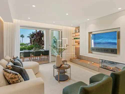 3 Bedrooms Apartment in Urb. Bahía del Velerín