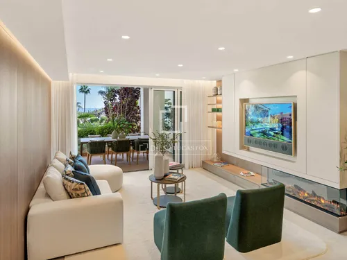 3 Bedrooms Apartment in Urb. Bahía del Velerín