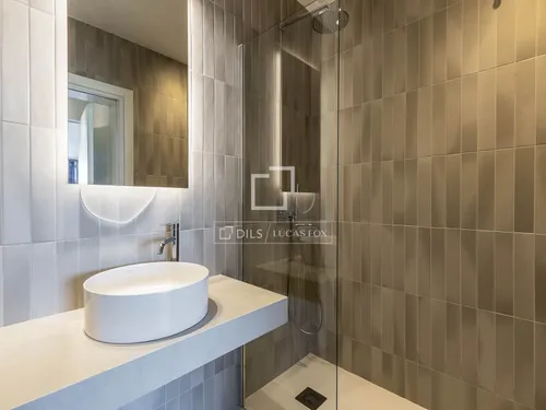 3 Bedrooms Apartment in Rambla Catalunya