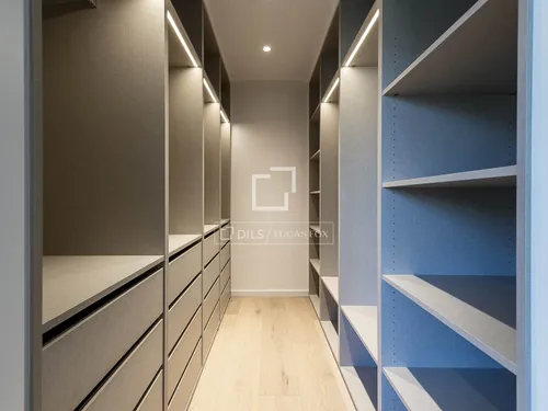 3 Bedrooms Apartment in Rambla Catalunya