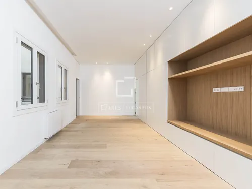 3 Bedrooms Apartment in Rambla Catalunya