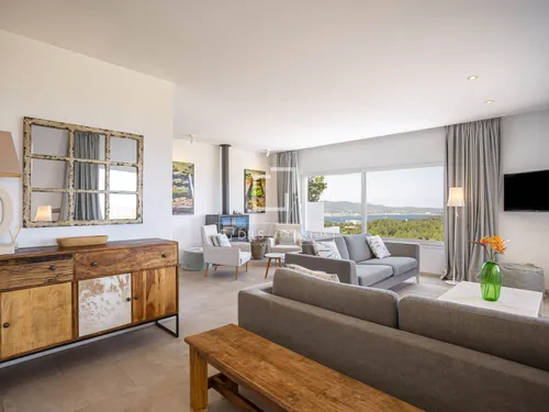 6 Bedrooms House / Villa in Carrer Ero 13 Can Germà