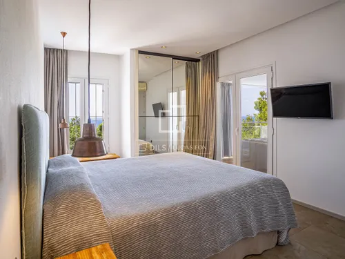 6 Bedrooms House / Villa in Carrer Ero 13 Can Germà