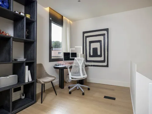 5 Bedrooms House / Villa in Bosc