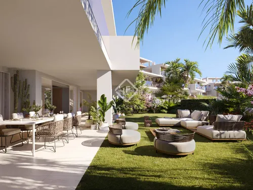 4 Bedrooms Apartment in Elviria (Marbella)