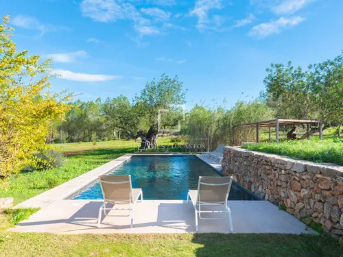 Elegant 7-Bedroom 200 years old - perfectly maintained Finca for Sale in Santa Eulalia, Ibiza