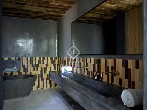 5 Bedrooms House / Villa in Carrer Dalt