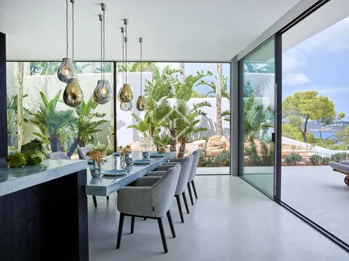 5 Bedrooms House / Villa in Carrer Dalt