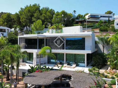 5 Bedrooms House / Villa in Carrer Dalt