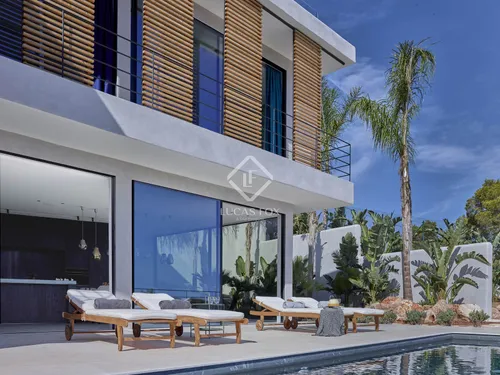 5 Bedrooms House / Villa in Carrer Dalt