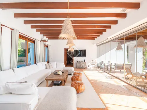 5 Bedrooms House / Villa in CAN PORCHU DE DALT