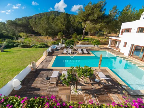 5 Bedrooms House / Villa in CAN PORCHU DE DALT