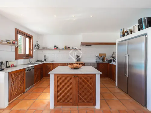 5 Bedrooms House / Villa in CAN PORCHU DE DALT