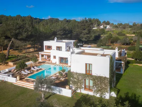 5 Bedrooms House / Villa in CAN PORCHU DE DALT