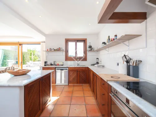 5 Bedrooms House / Villa in CAN PORCHU DE DALT