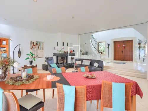 4 Bedrooms House / Villa in DS 8742- SA CASA BLANCA (PUN 6 N2dup-A