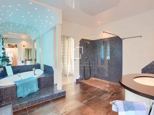 4 Bedrooms House / Villa in DS 8742- SA CASA BLANCA (PUN 6 N2dup-A