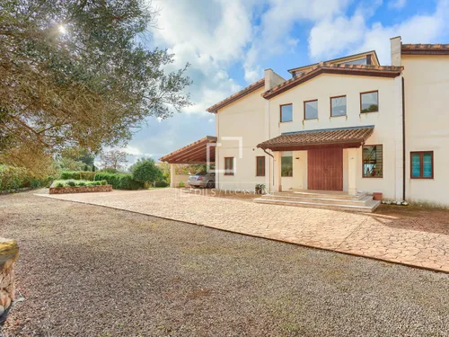 4 Bedrooms House / Villa in DS 8742- SA CASA BLANCA (PUN 6 N2dup-A