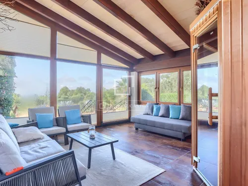 4 Bedrooms House / Villa in DS 8742- SA CASA BLANCA (PUN 6 N2dup-A